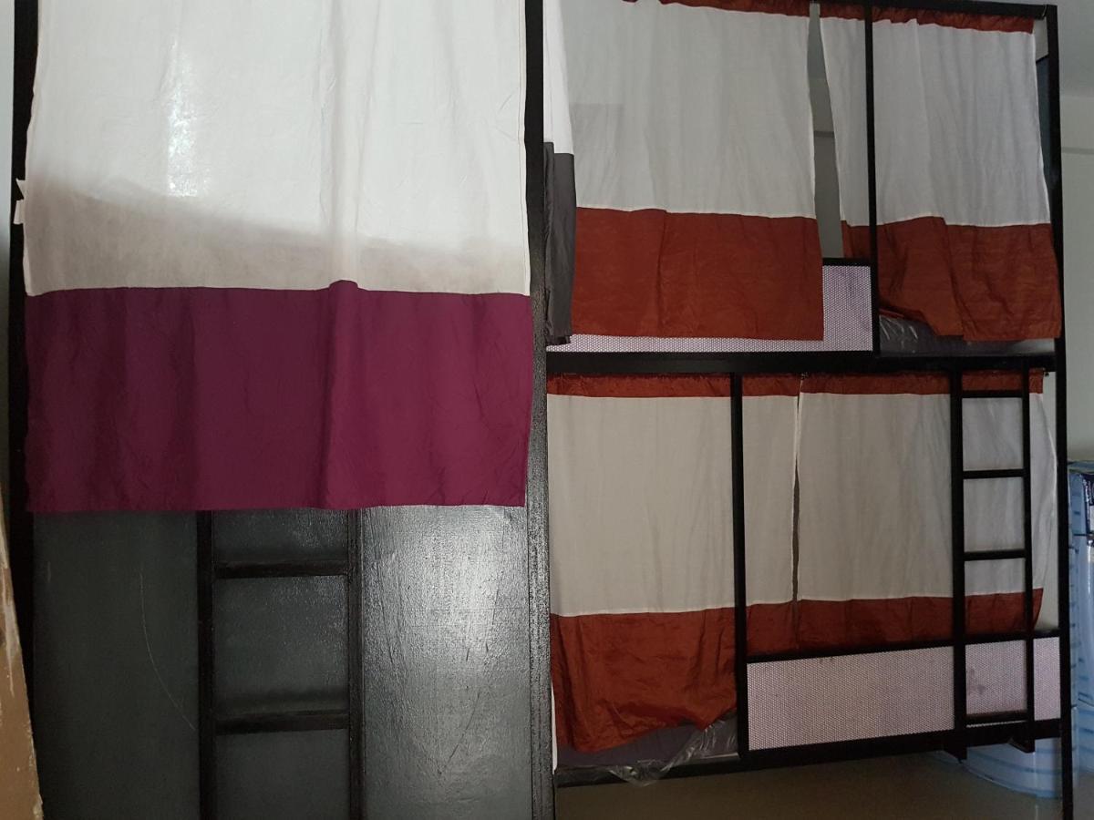 Sleepadz - Capsule Beds Dormitel in Magsaysay Ave Naga Hotel Buitenkant foto