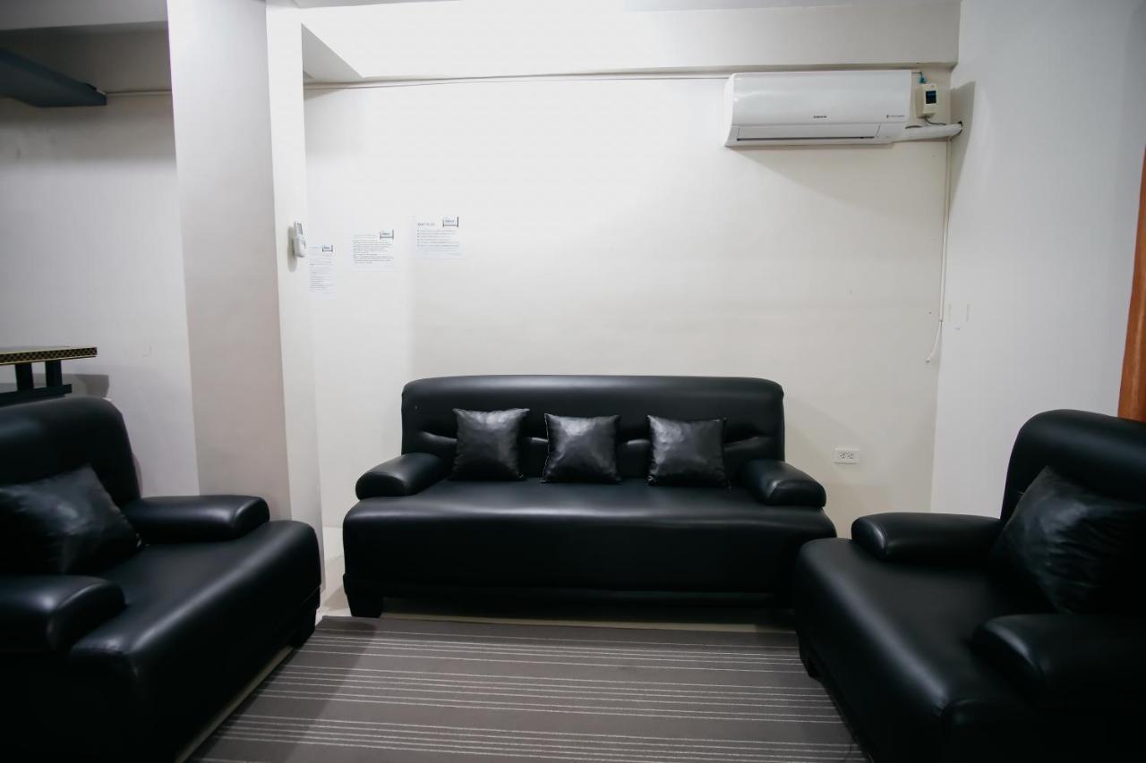 Sleepadz - Capsule Beds Dormitel in Magsaysay Ave Naga Hotel Buitenkant foto