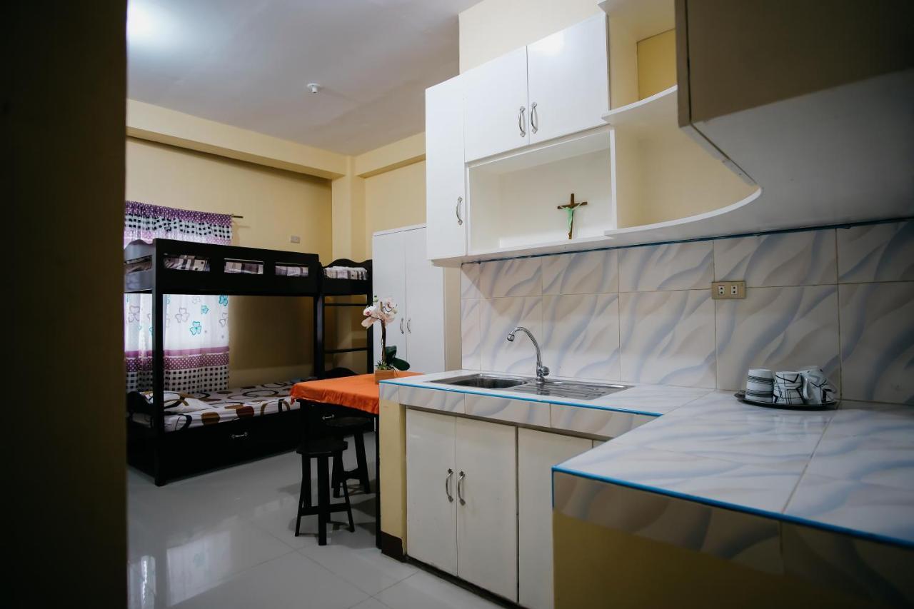 Sleepadz - Capsule Beds Dormitel in Magsaysay Ave Naga Hotel Buitenkant foto