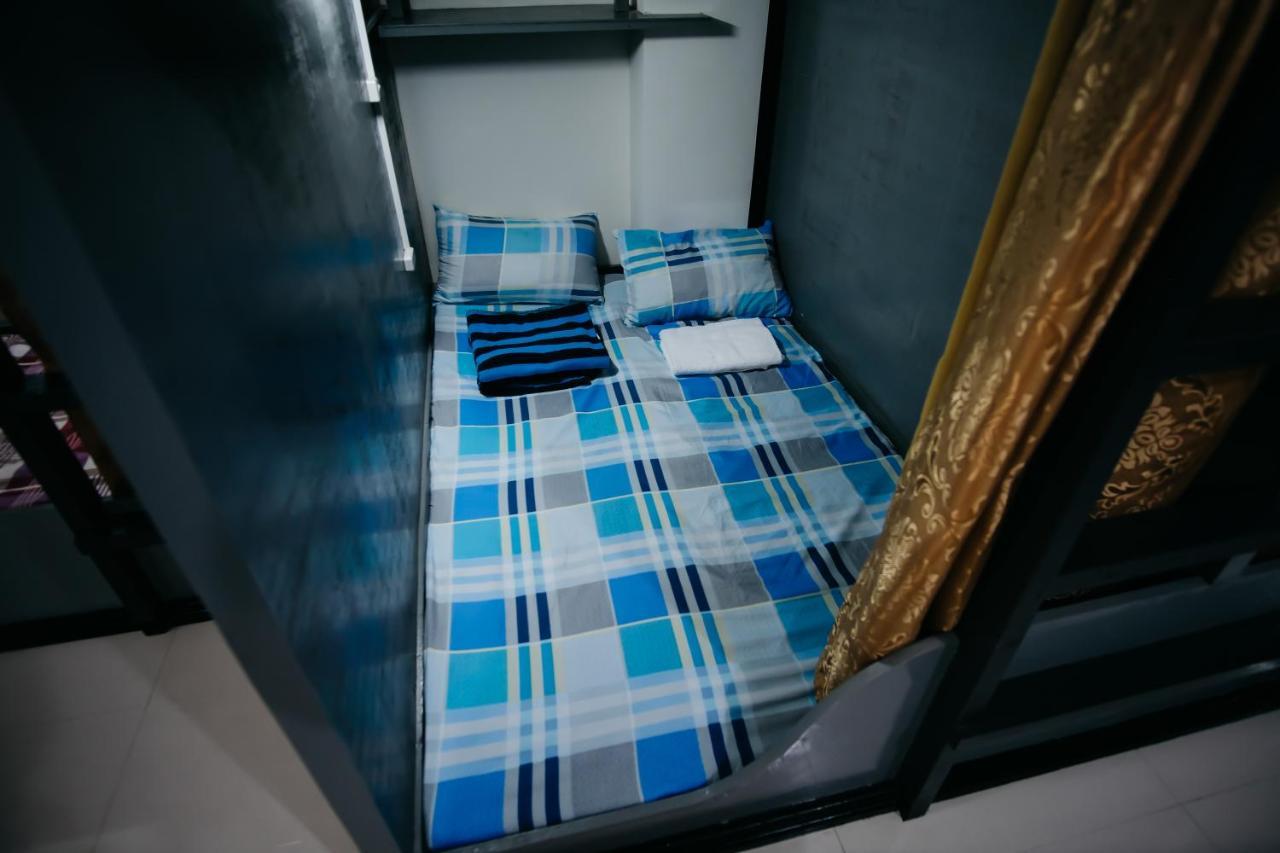 Sleepadz - Capsule Beds Dormitel in Magsaysay Ave Naga Hotel Buitenkant foto