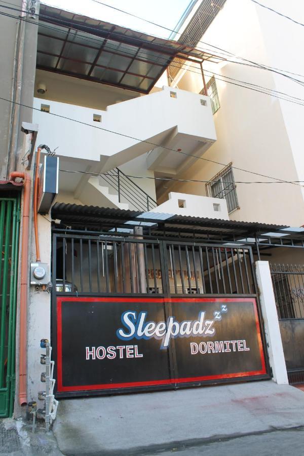 Sleepadz - Capsule Beds Dormitel in Magsaysay Ave Naga Hotel Buitenkant foto